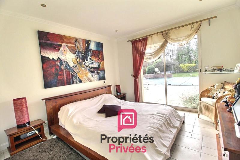 Maison - 350 m² - 8 pièces