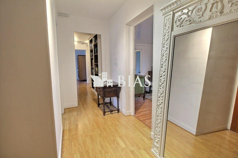 Appartement - 97 m² - 4 pièces