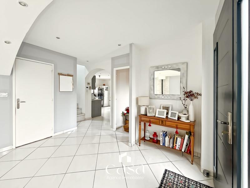 Maison contemporaine - 162 m² - 8 pièces