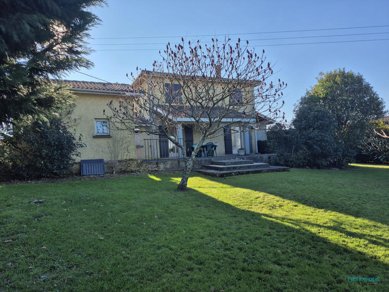 Maison - 91 m² - 4 pièces