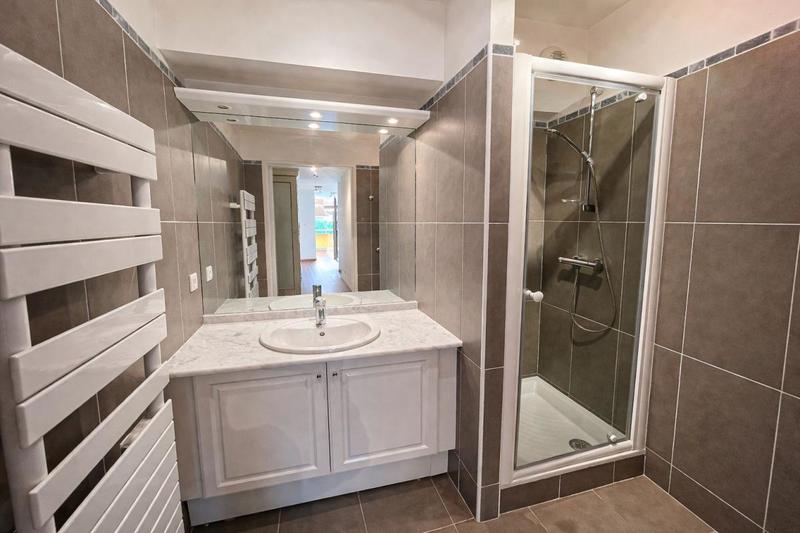 Appartement - 147 m² - 5 pièces