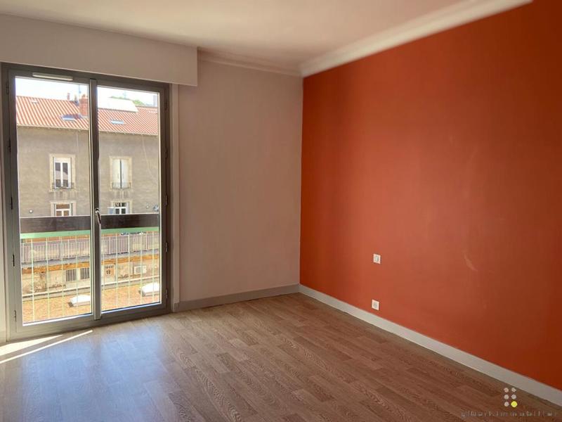 Appartement - 110 m² - 4 pièces