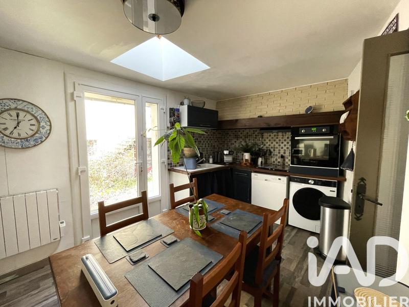 Maison - 151 m² - 8 pièces