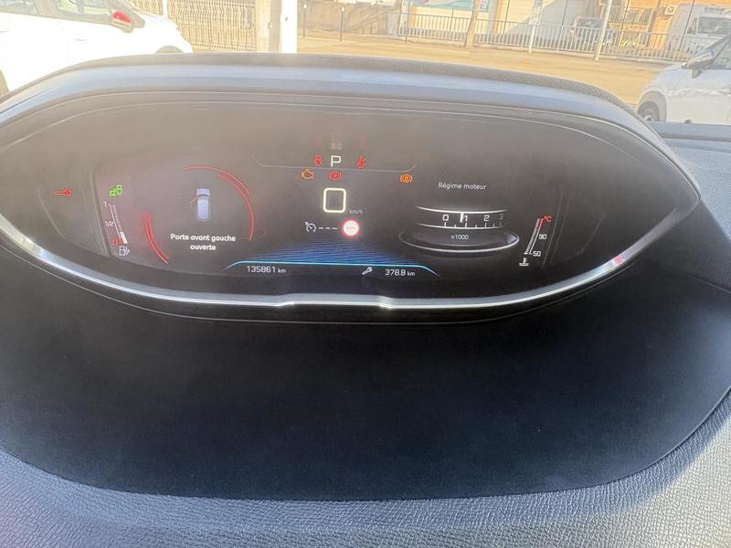 Peugeot 3008 131cv Bluehdi Allure Eat8 Boite Auto