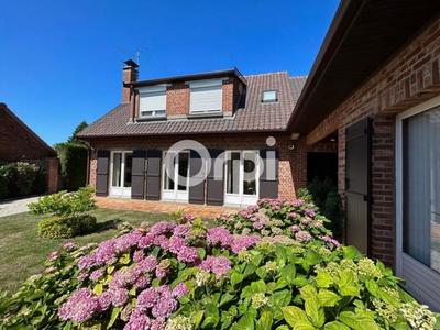 Maison - 210 m² - 6 pièces