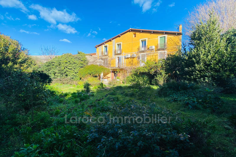 Maison - 308 m² - 13 pièces