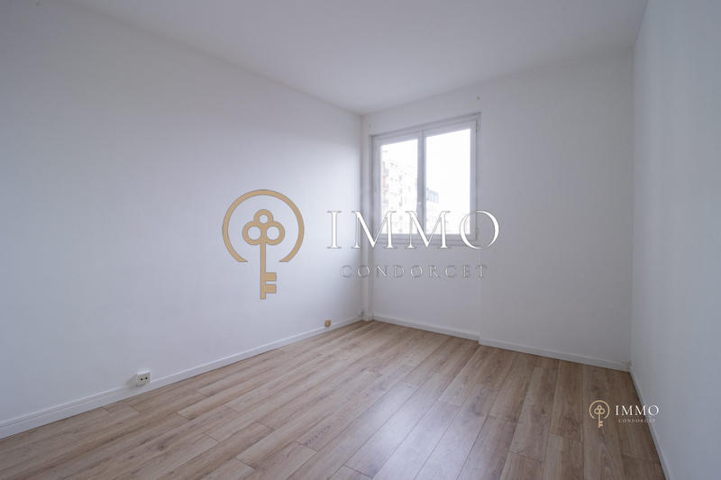 Appartement - 75 m² - 4 pièces