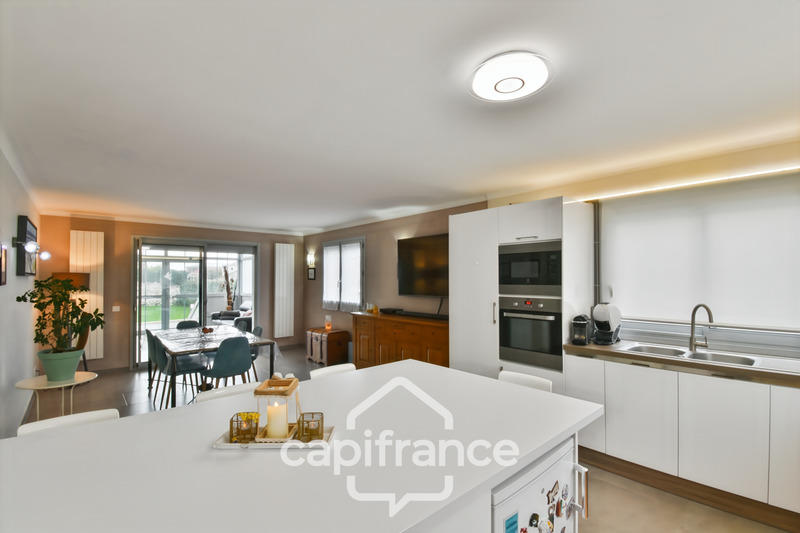 Maison - 187 m² - 7 pièces