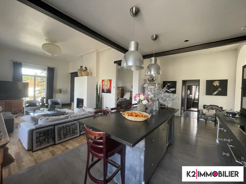 Appartement - 154 m² - 4 pièces