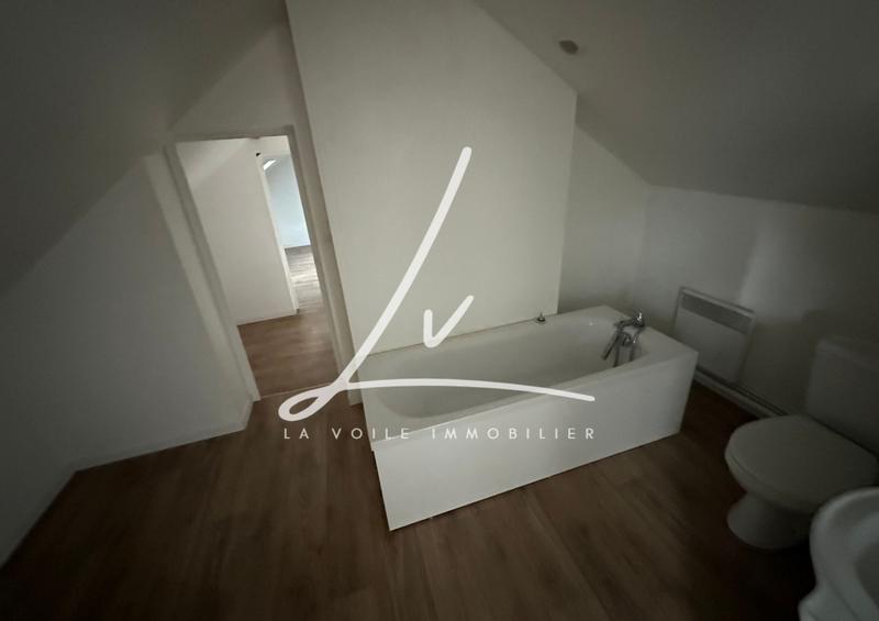 Immeuble - 170 m² - 2 pièces