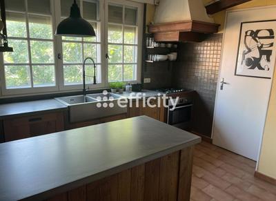 Maison - 85 m² - 3 pièces