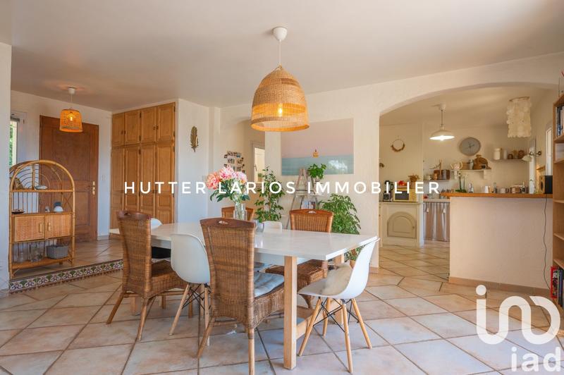 Maison - 231 m² - 8 pièces