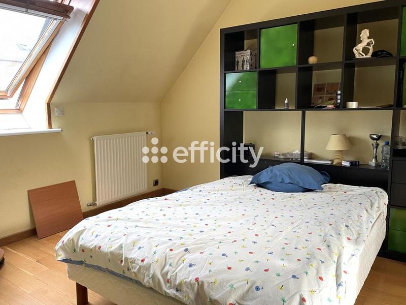 Maison traditionnelle - 190 m² - 5 pièces