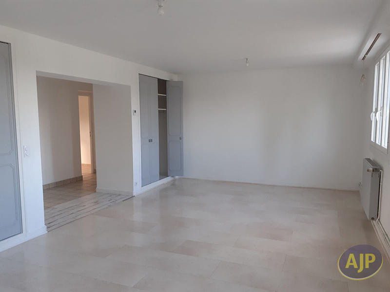 Appartement - 98 m² - 4 pièces