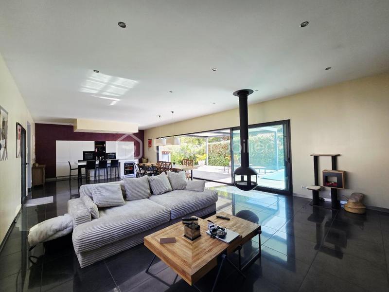 Maison - 172 m² - 5 pièces