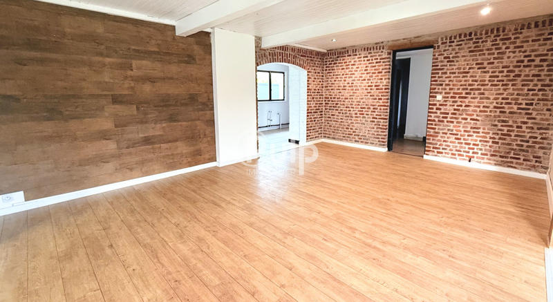 Maison - 170 m² - 6 pièces