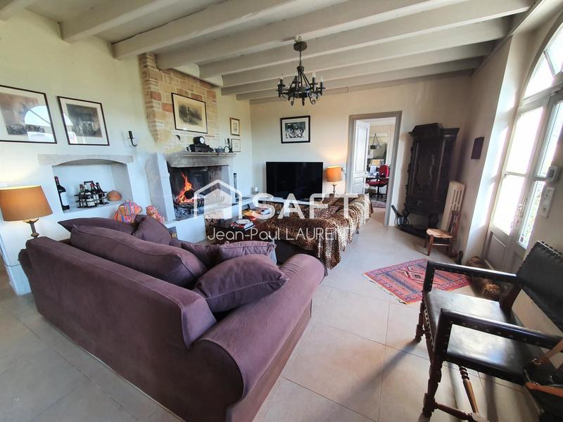 Maison - 229 m² - 6 pièces