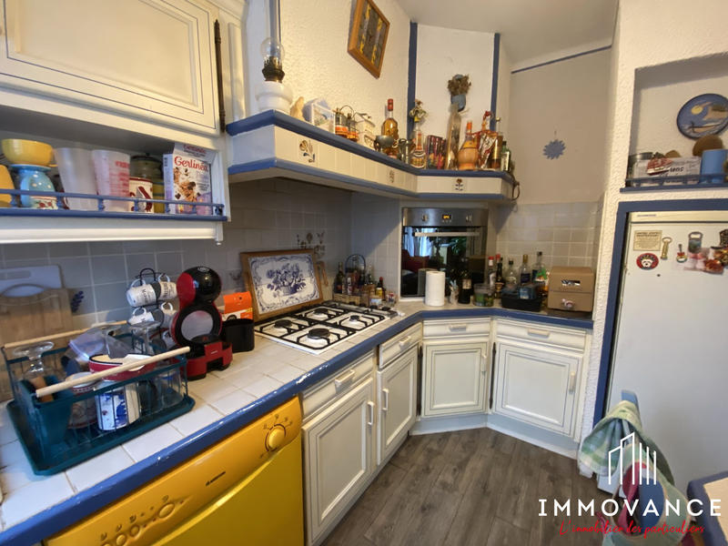 Maison - 230 m² - 7 pièces