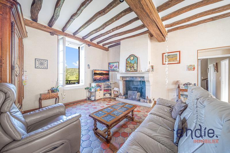 Maison - 163 m² - 6 pièces