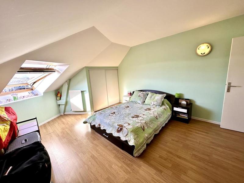 Duplex - 122 m² - 4 pièces