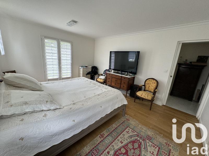 Maison - 263 m² - 8 pièces