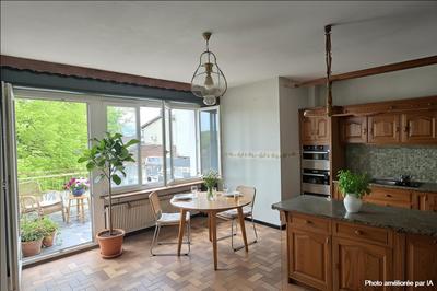 Appartement - 90 m² - 3 pièces