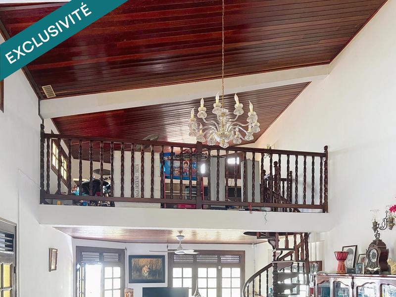 Maison - 400 m² - 15 pièces