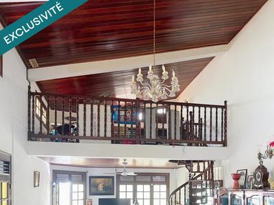 Maison - 400 m² - 15 pièces