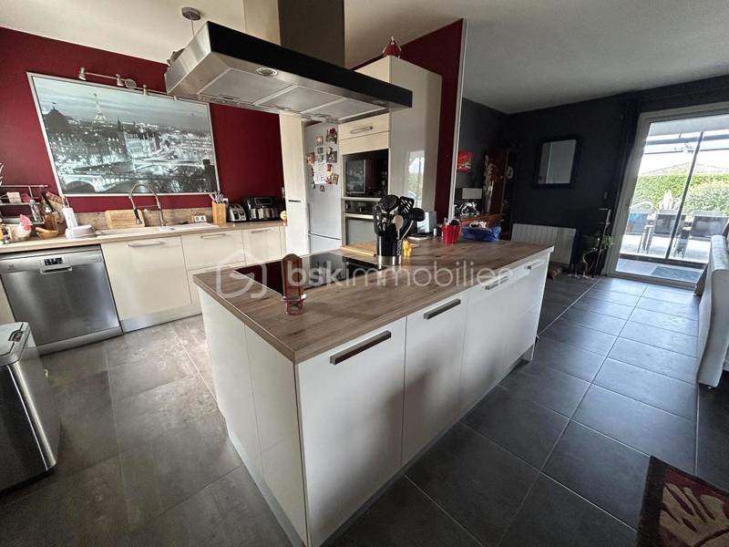 Maison - 100 m² - 5 pièces