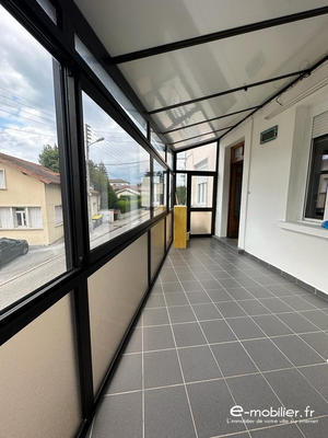 Maison - 170 m² - 8 pièces