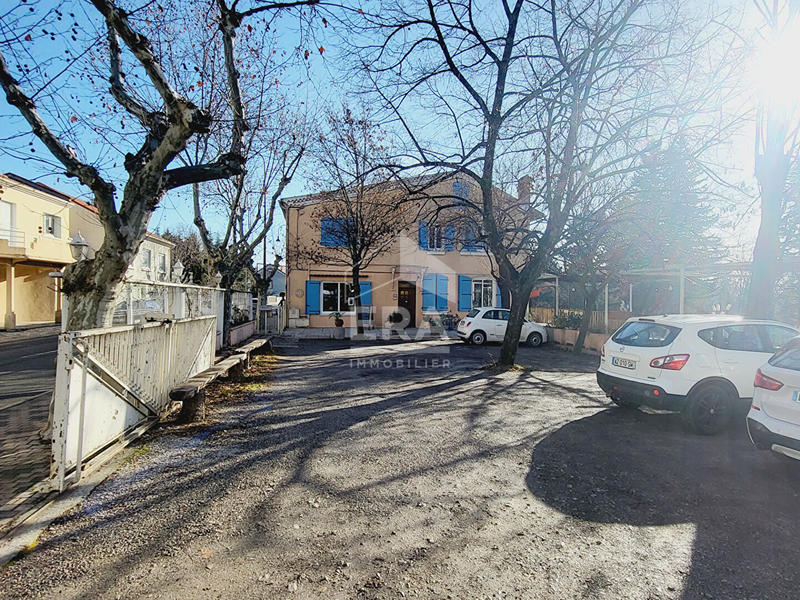 Fonds de commerce - 1 m²