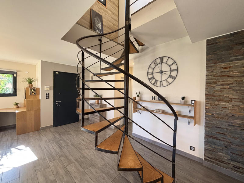 Maison - 147 m² - 6 pièces