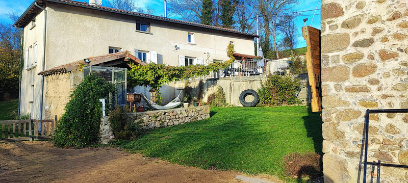 Maison - 210 m² - 8 pièces