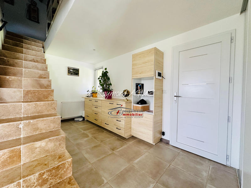 Maison - 263 m² - 11 pièces