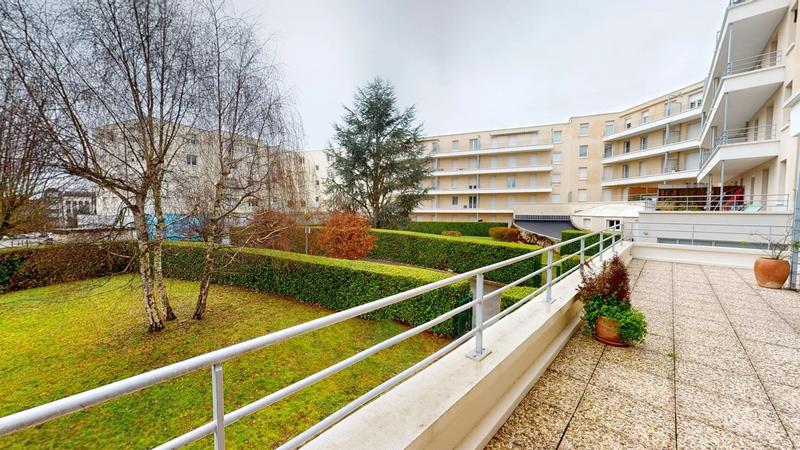 Appartement - 89 m² - 4 pièces