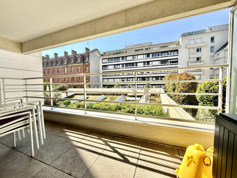 Appartement - 140 m² - 6 pièces