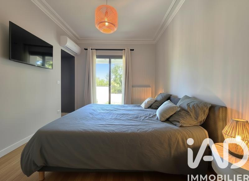 Maison - 210 m² - 7 pièces