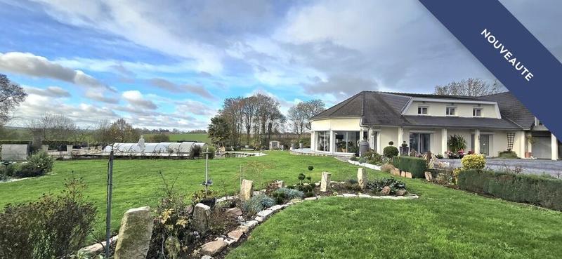 Maison - 232 m² - 6 pièces