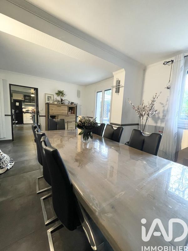 Maison - 182 m² - 7 pièces