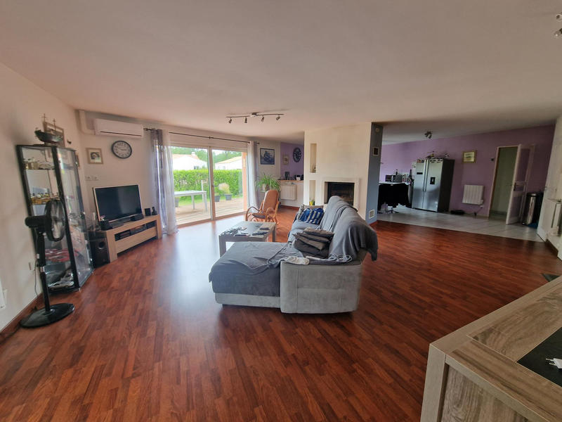 Maison - 140 m² - 5 pièces