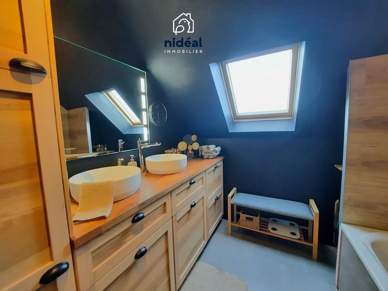 Maison - 133 m² - 5 pièces