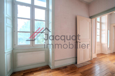 Appartement - 102 m² - 4 pièces