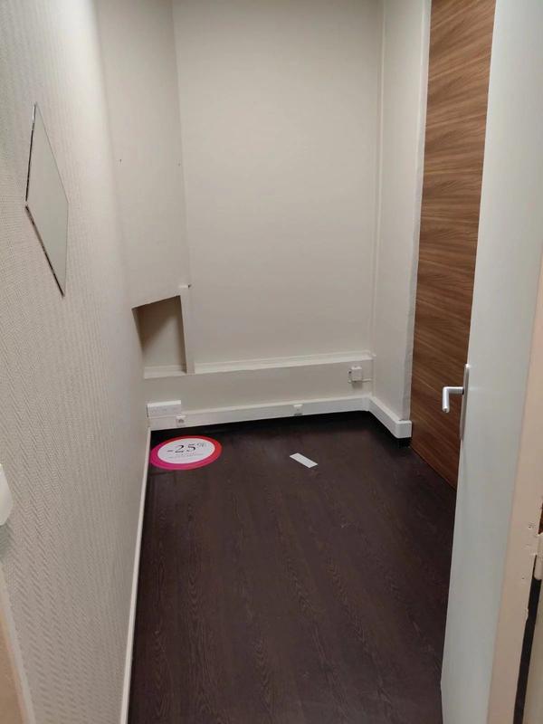 Bureau - 89 m² - 7 pièces