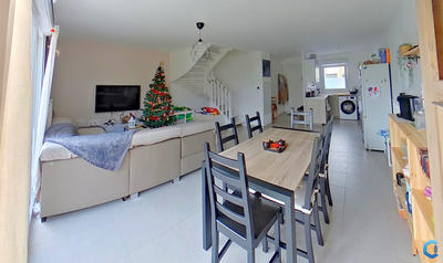 Maison - 83 m² - 4 pièces