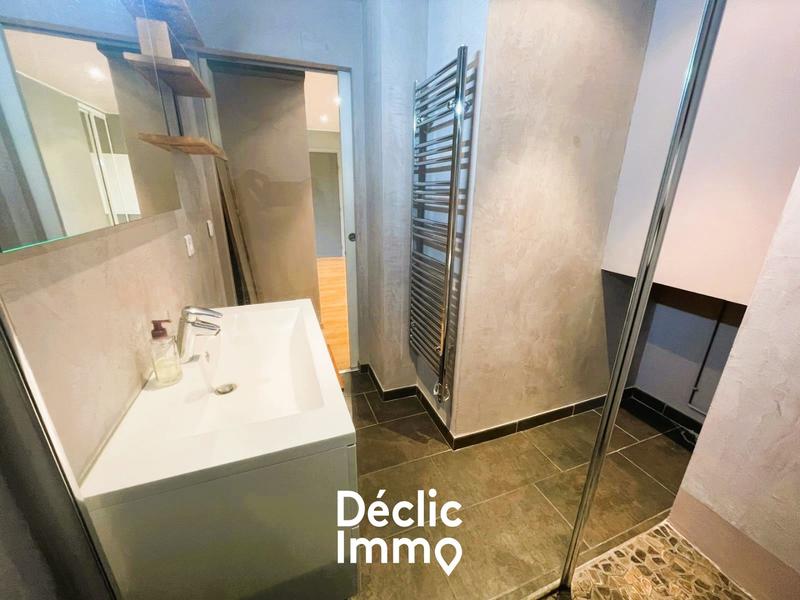 Appartement - 80 m² - 4 pièces