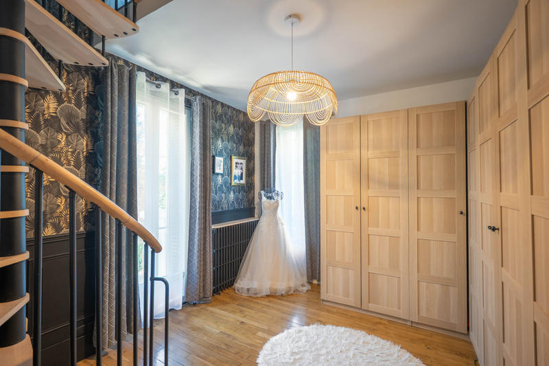 Maison - 220 m² - 6 pièces