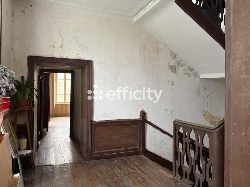 Demeure - 452 m² - 15 pièces