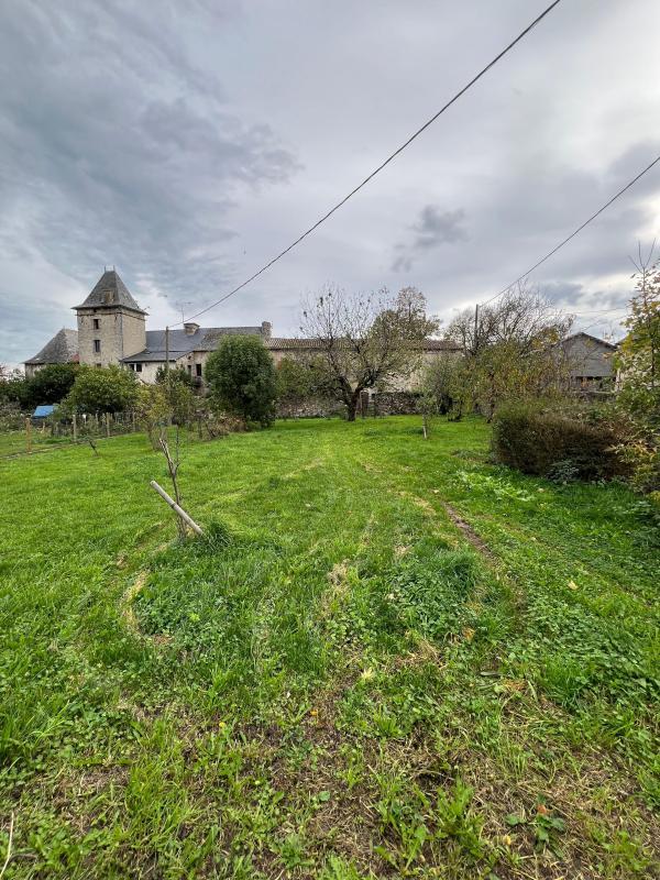 Corps de ferme - 260 m² - 2 pièces