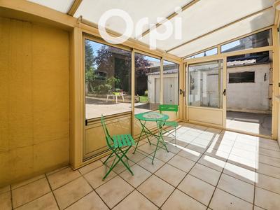 Maison - 104 m² - 6 pièces