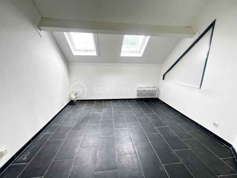 Maison - 203 m² - 6 pièces